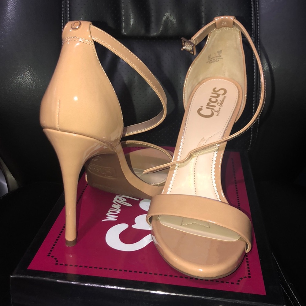 Like new Sam Edelman shoes - Angela sandals